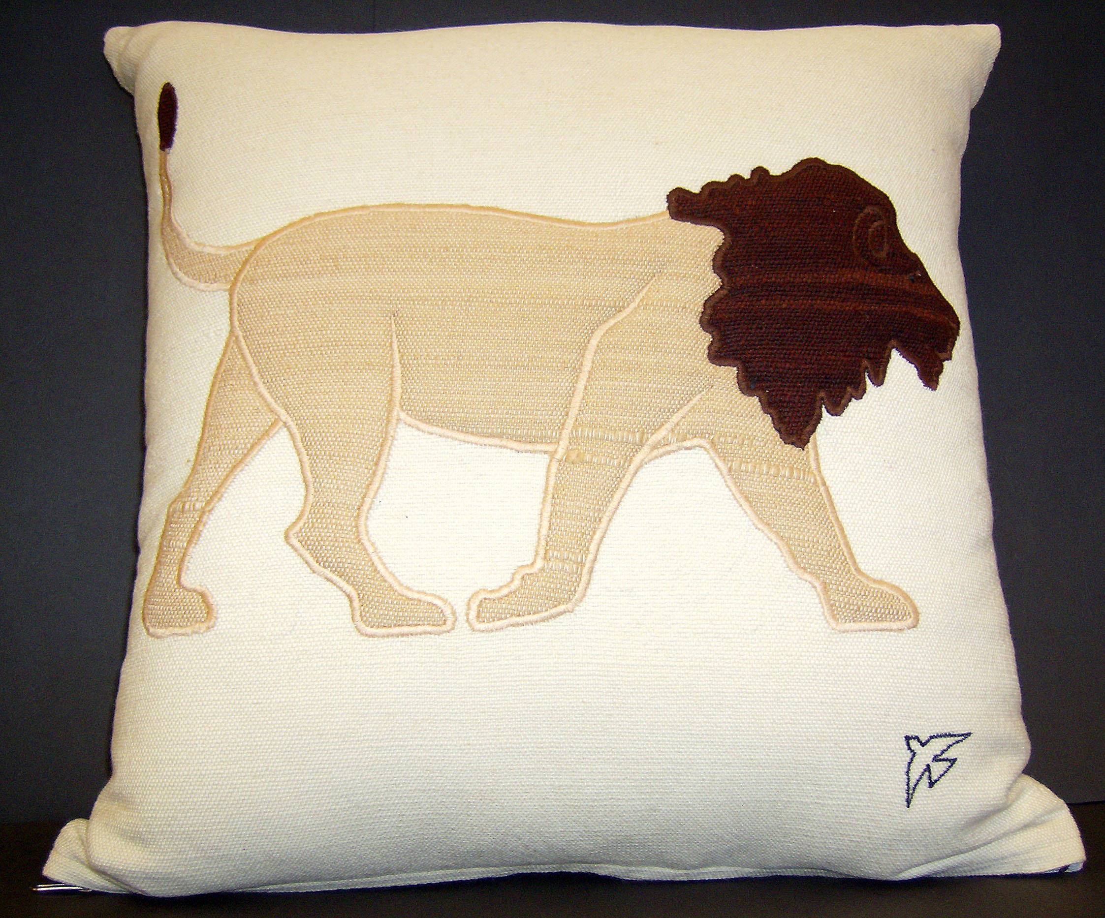Lion White Cushion